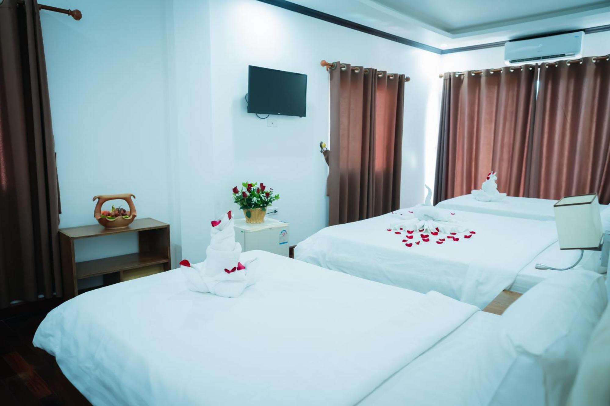 Vientiane Ruby Riverside Hotel Экстерьер фото
