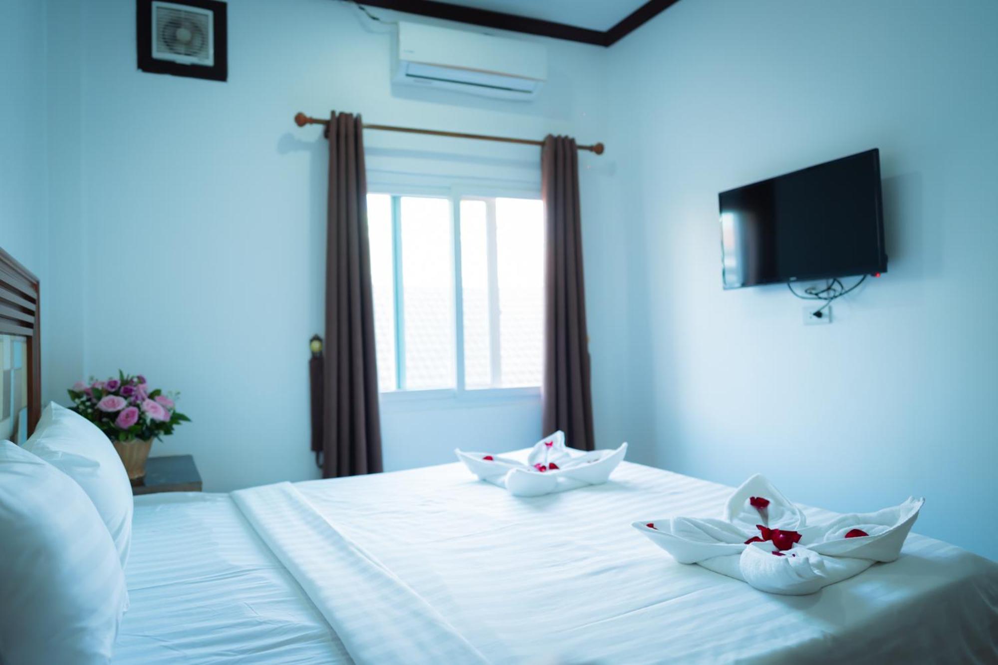 Vientiane Ruby Riverside Hotel Экстерьер фото