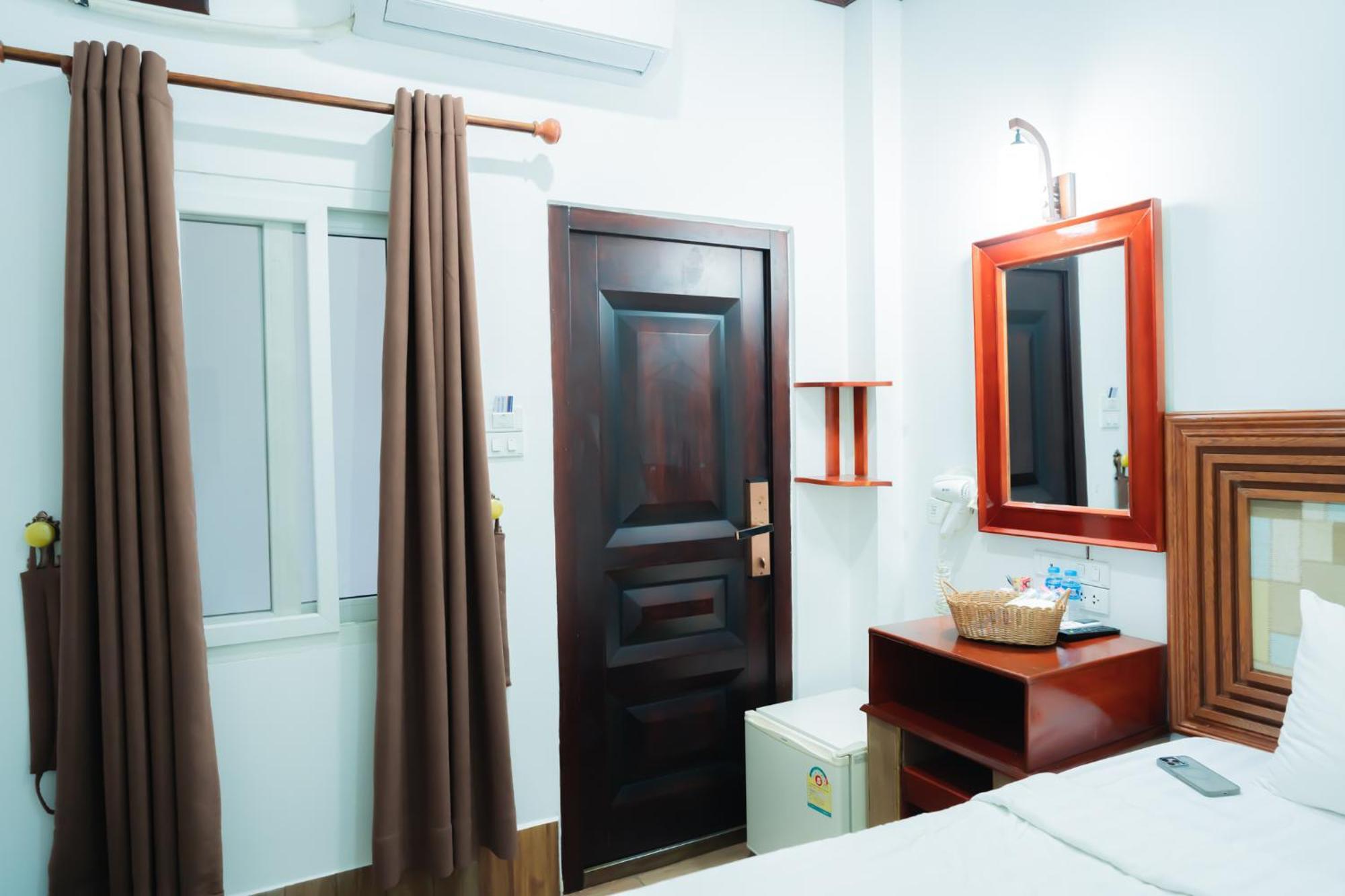 Vientiane Ruby Riverside Hotel Экстерьер фото