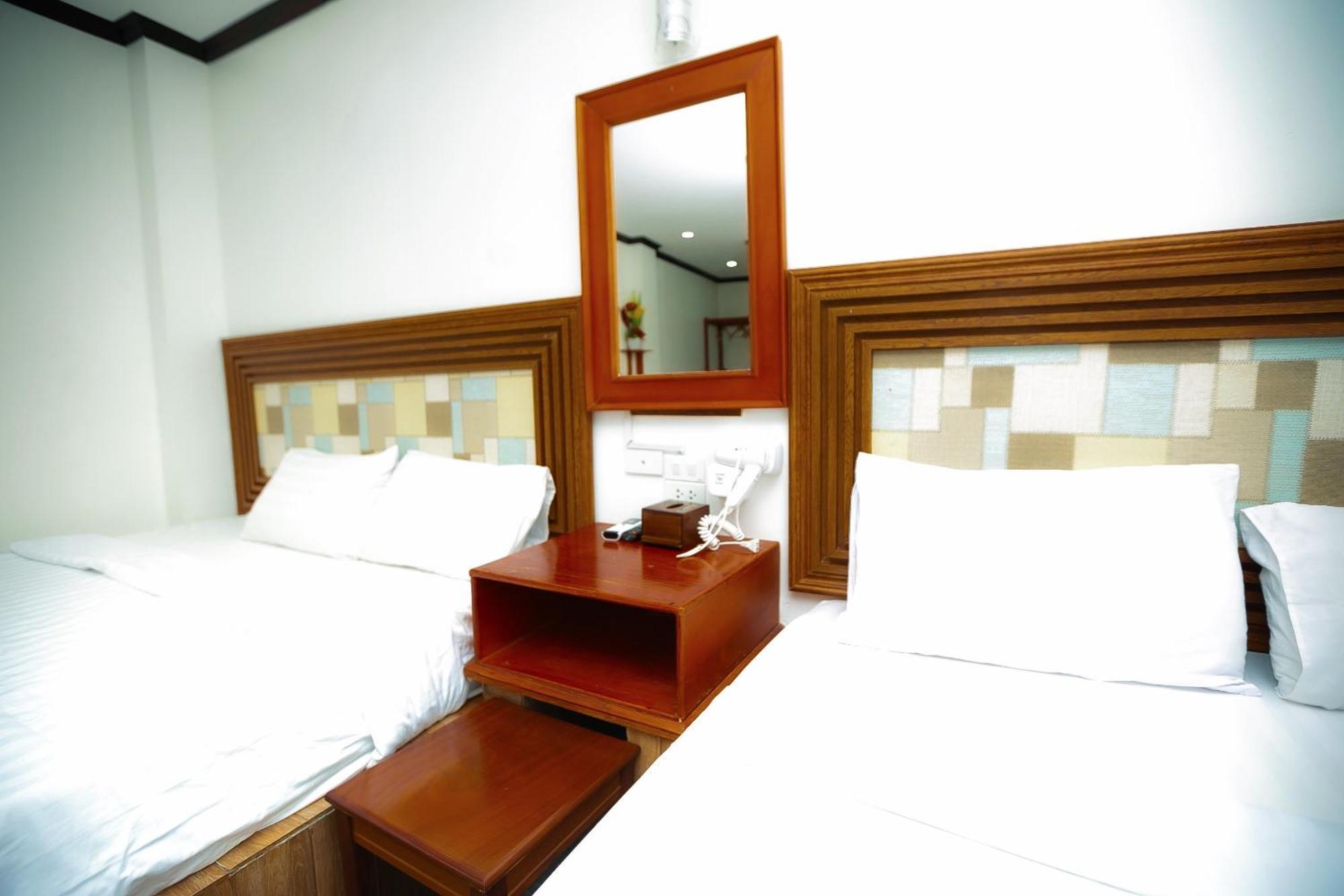 Vientiane Ruby Riverside Hotel Экстерьер фото